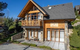 Domki Regionalne Tatrzańskie Echo z widokiem na Tatry